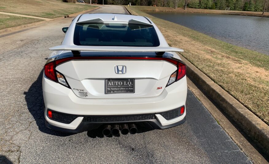 2018 Honda Civic MANUAL W/HIGH PERFORMANCE TIRES