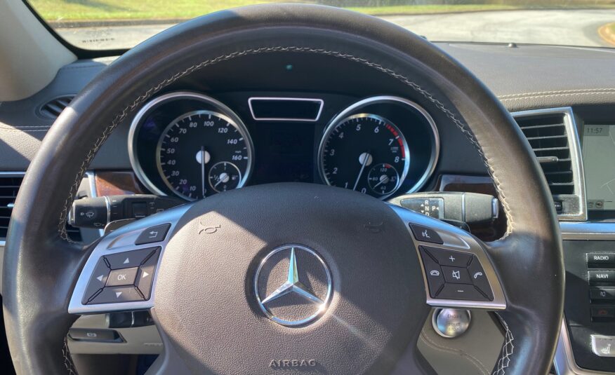 2014 MERCEDES-BENZ M-CLASS 4MATIC 4DR ML 550