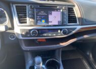 2017 TOYOTA HIGHLANDER LIMITED V6 FWD