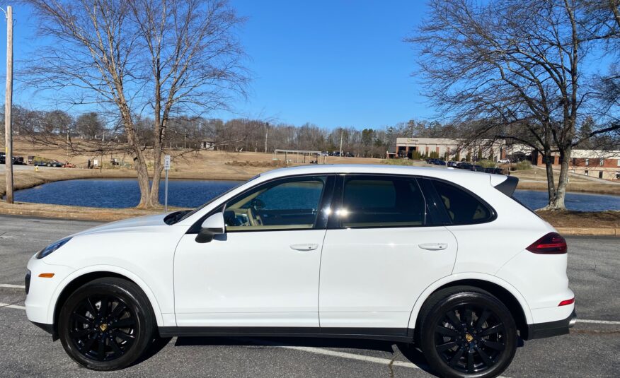 2017 PORSCHE CAYENNE PLATINUM EDITION AWD