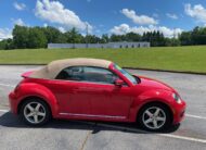 013 VOLKSWAGEN BEETLE 2DR AUTO 2.5L