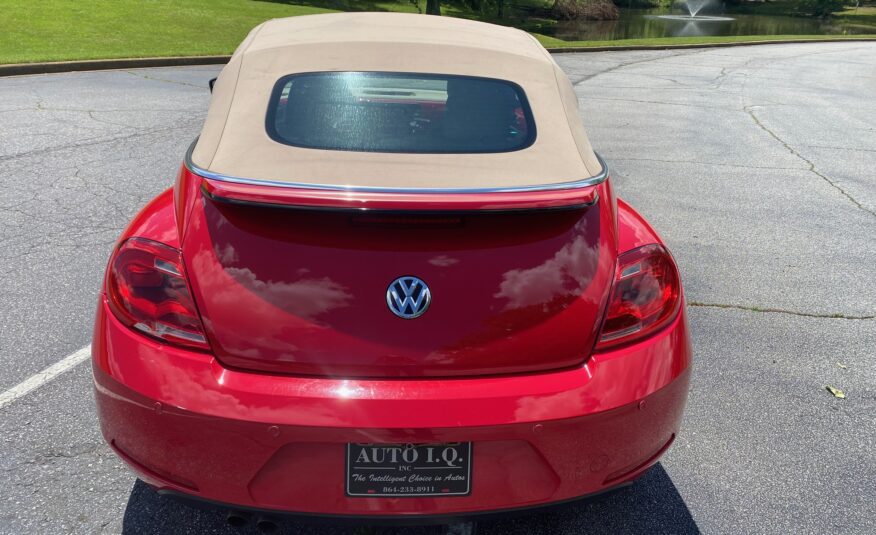 013 VOLKSWAGEN BEETLE 2DR AUTO 2.5L