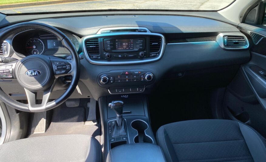 2016 KIA SORENTO FWD 4DR 2.4L LX