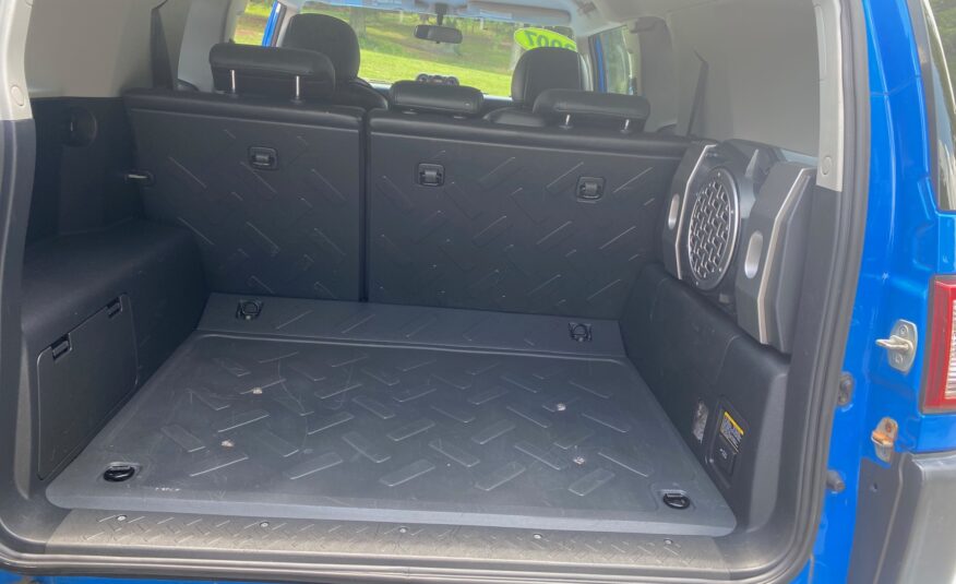 2007 TOYOTA FJ CRUISER 2WD 4DR AUTO