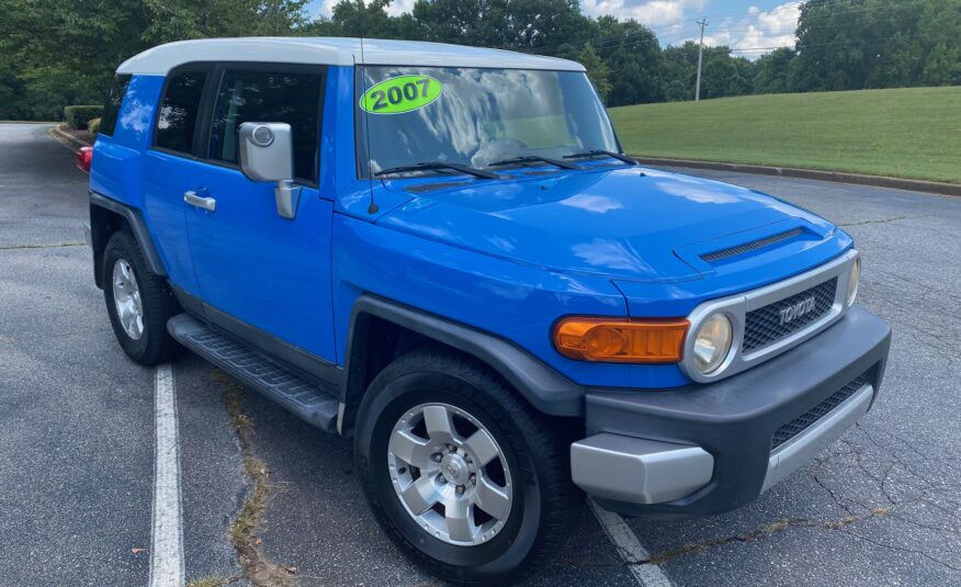 2007 TOYOTA FJ CRUISER 2WD 4DR AUTO