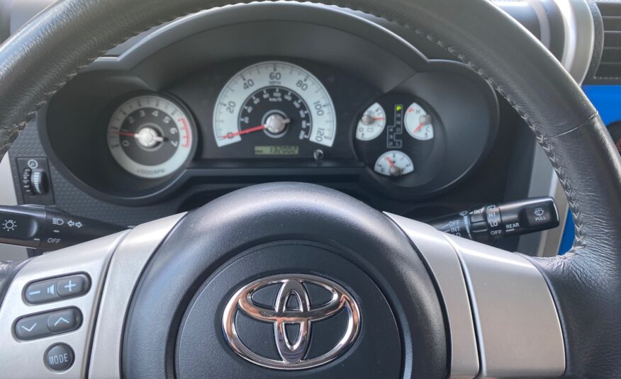 2007 TOYOTA FJ CRUISER 2WD 4DR AUTO
