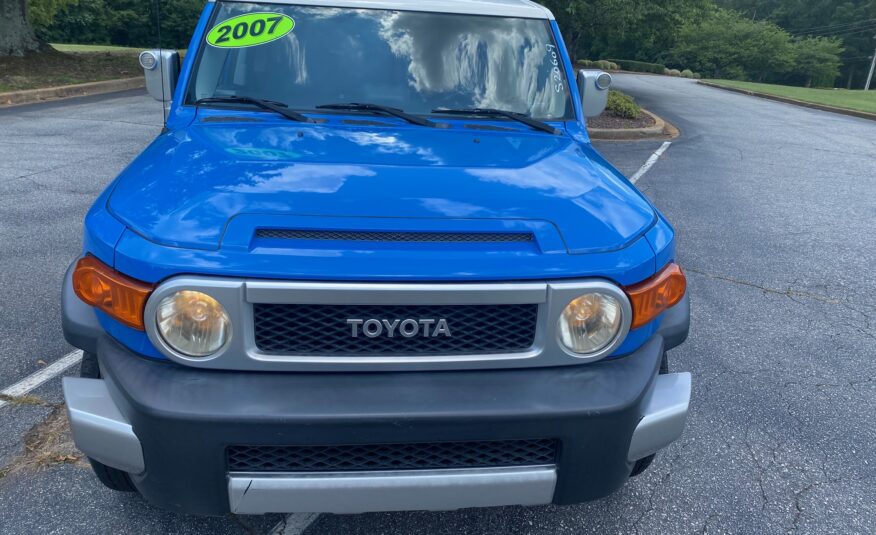 2007 TOYOTA FJ CRUISER 2WD 4DR AUTO