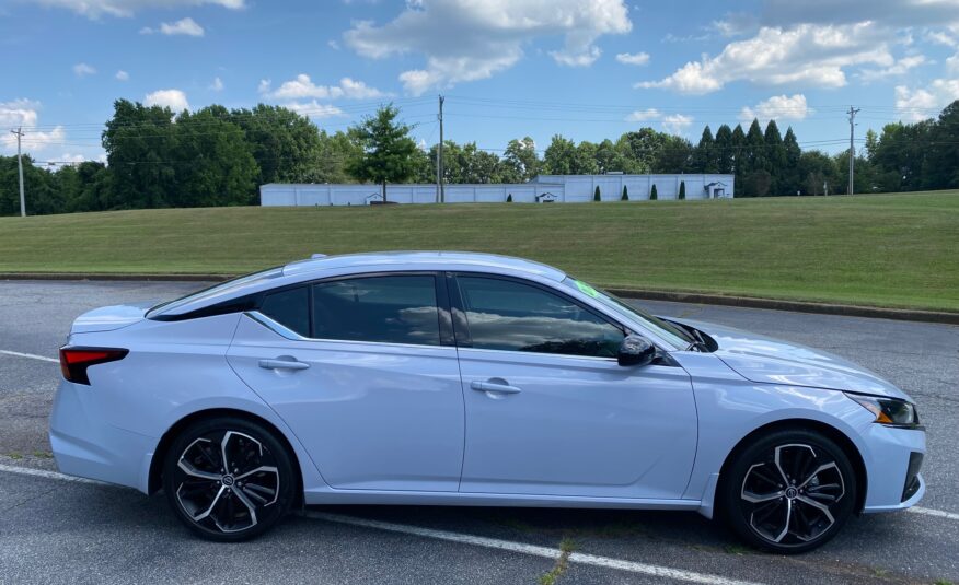 2024 NISSAN ALTIMA 2.5 SR SEDAN