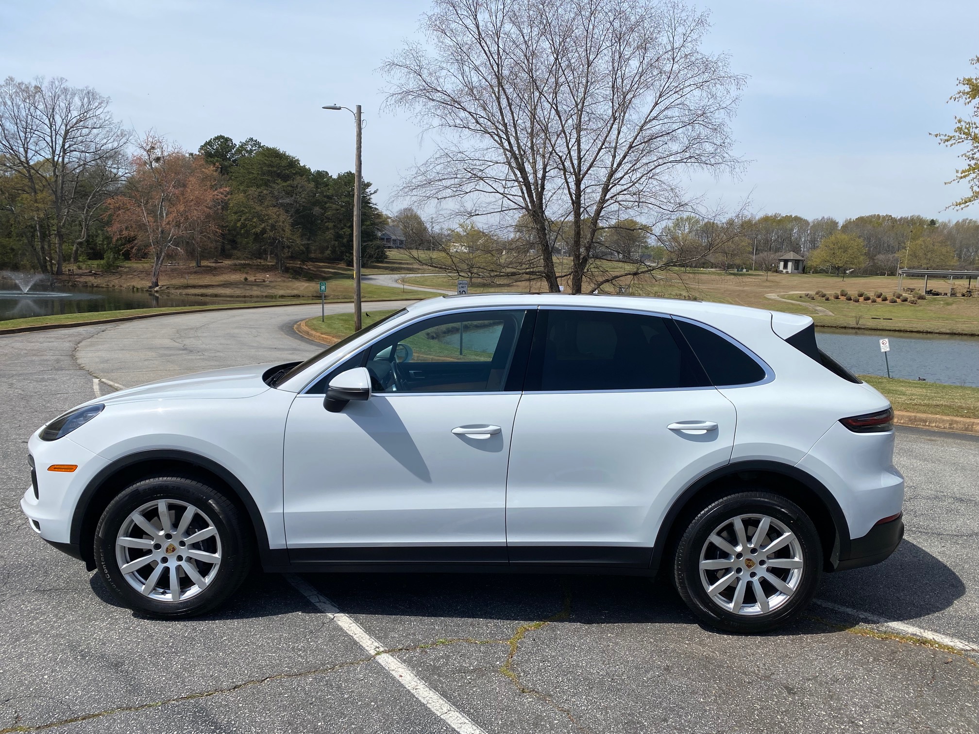 2019 PORSCHE CAYENNE AWD