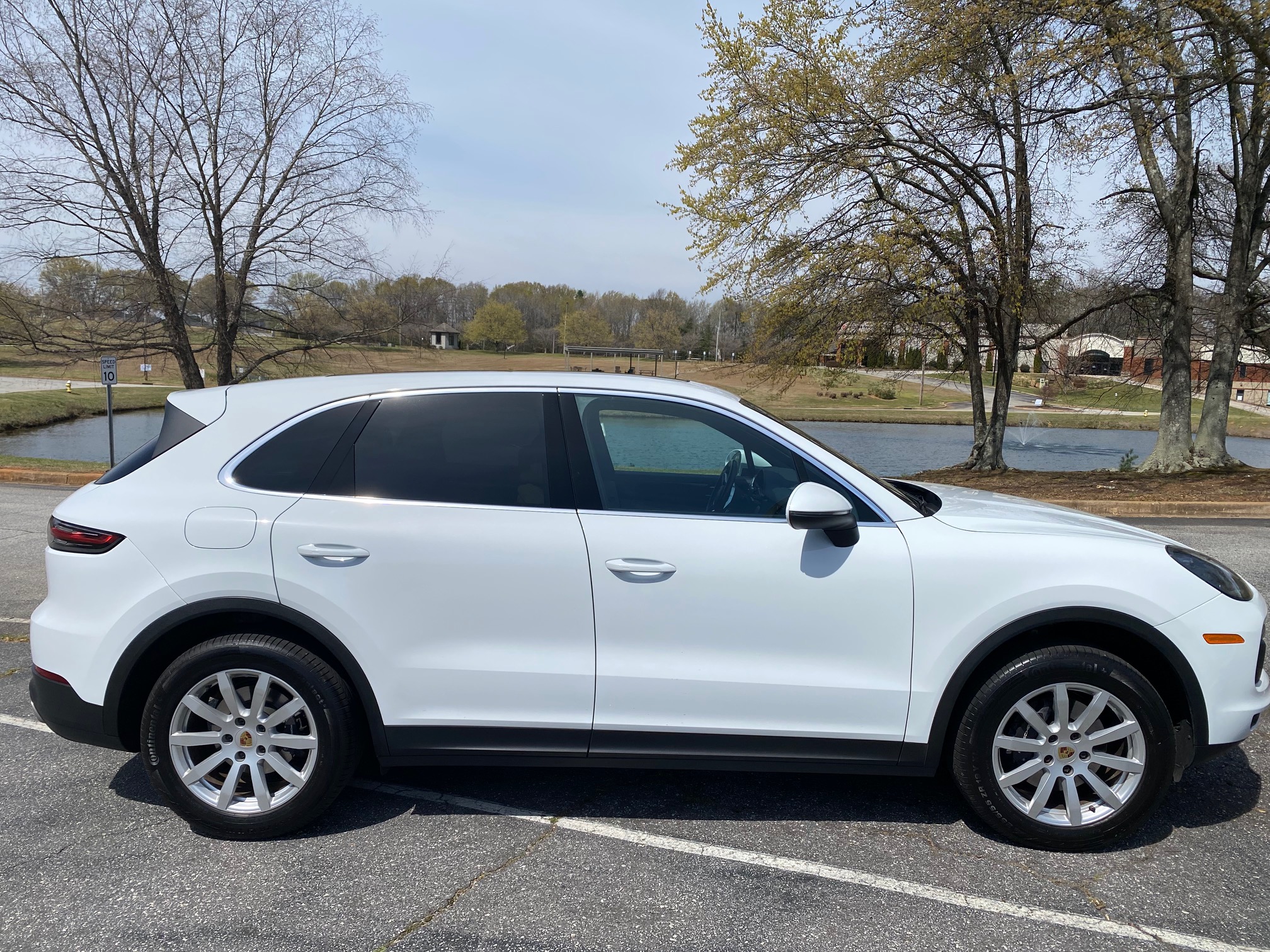 2019 PORSCHE CAYENNE AWD