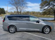 2023 CHRYSLER PACIFICA LIMITED FWD