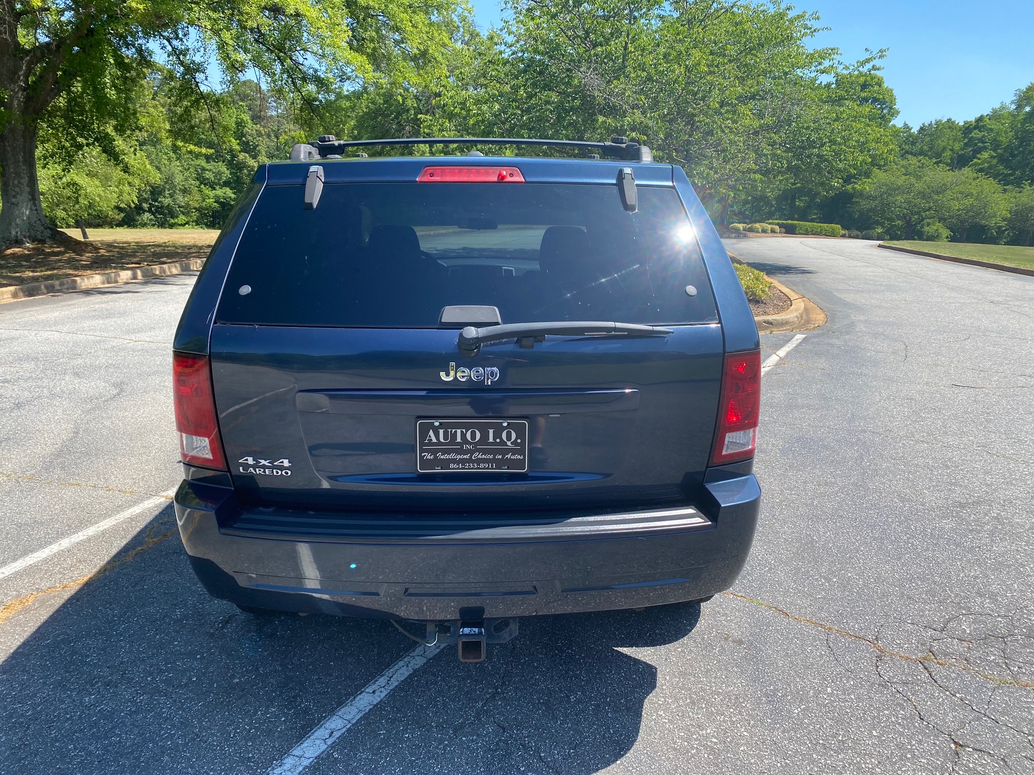 2010 JEEP GRAND CHEROKEE 4WD 4DR LAREDO
