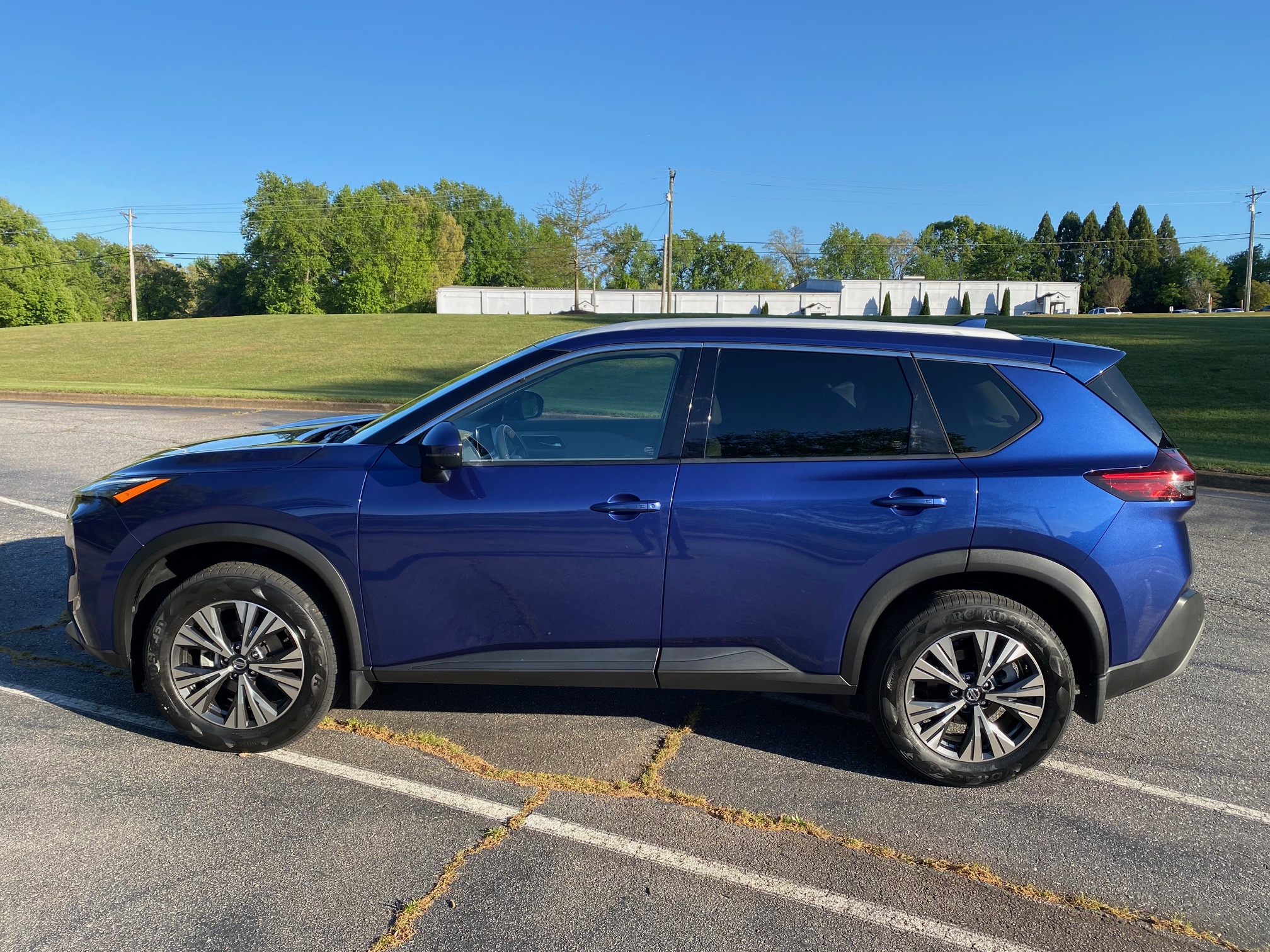 2021 NISSAN ROGUE AWD SV
