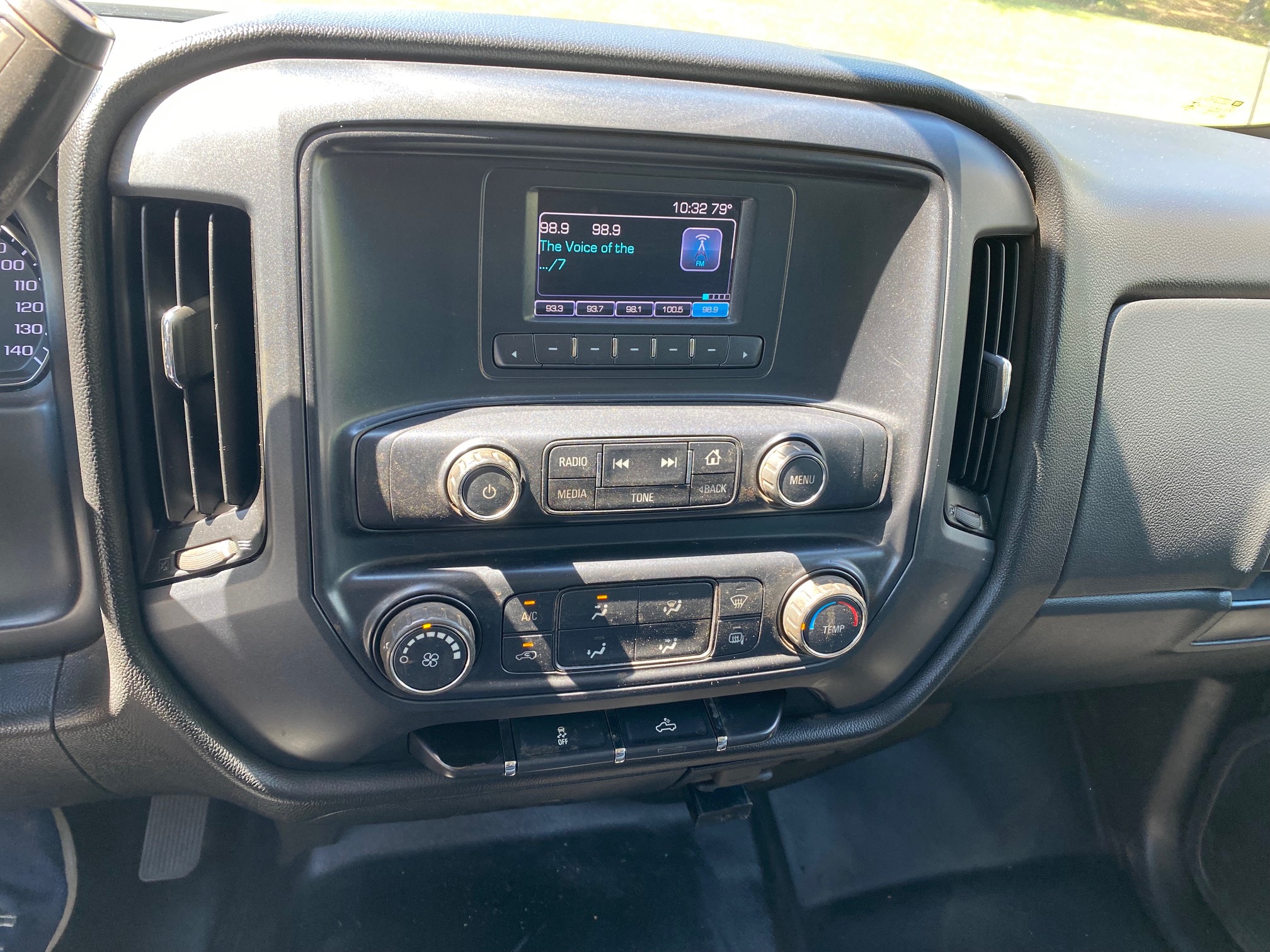2017 CHEVROLET SILVERADO 1500 2WD DOUBLE CAB 143.5″ WORK TRUCK