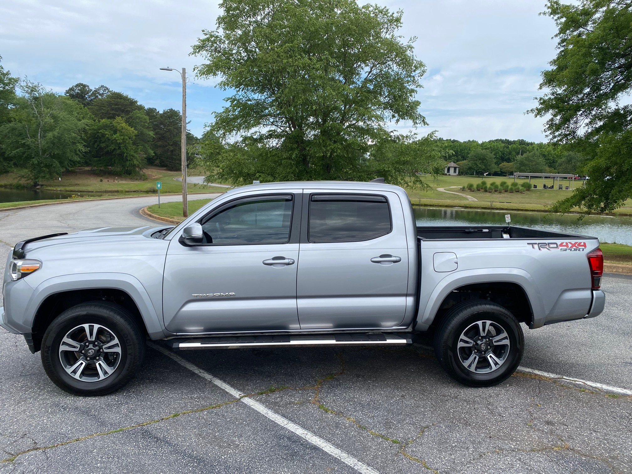 2019 TOYOTA TACOMA TRD OFF ROAD DOUBLE CAB 5′ BED V6 AT