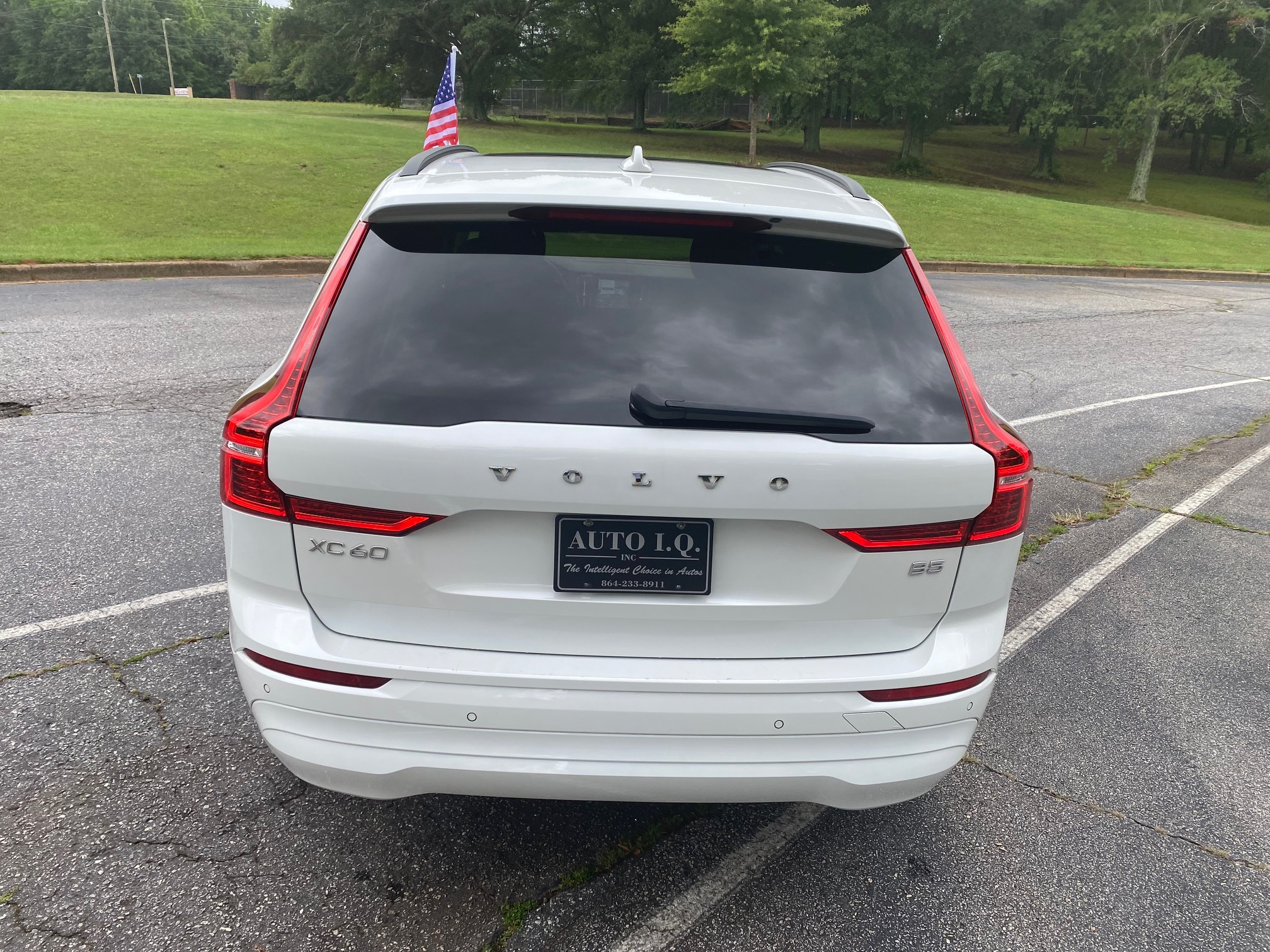 2023 VOLVO XC60 B5 FWD CORE