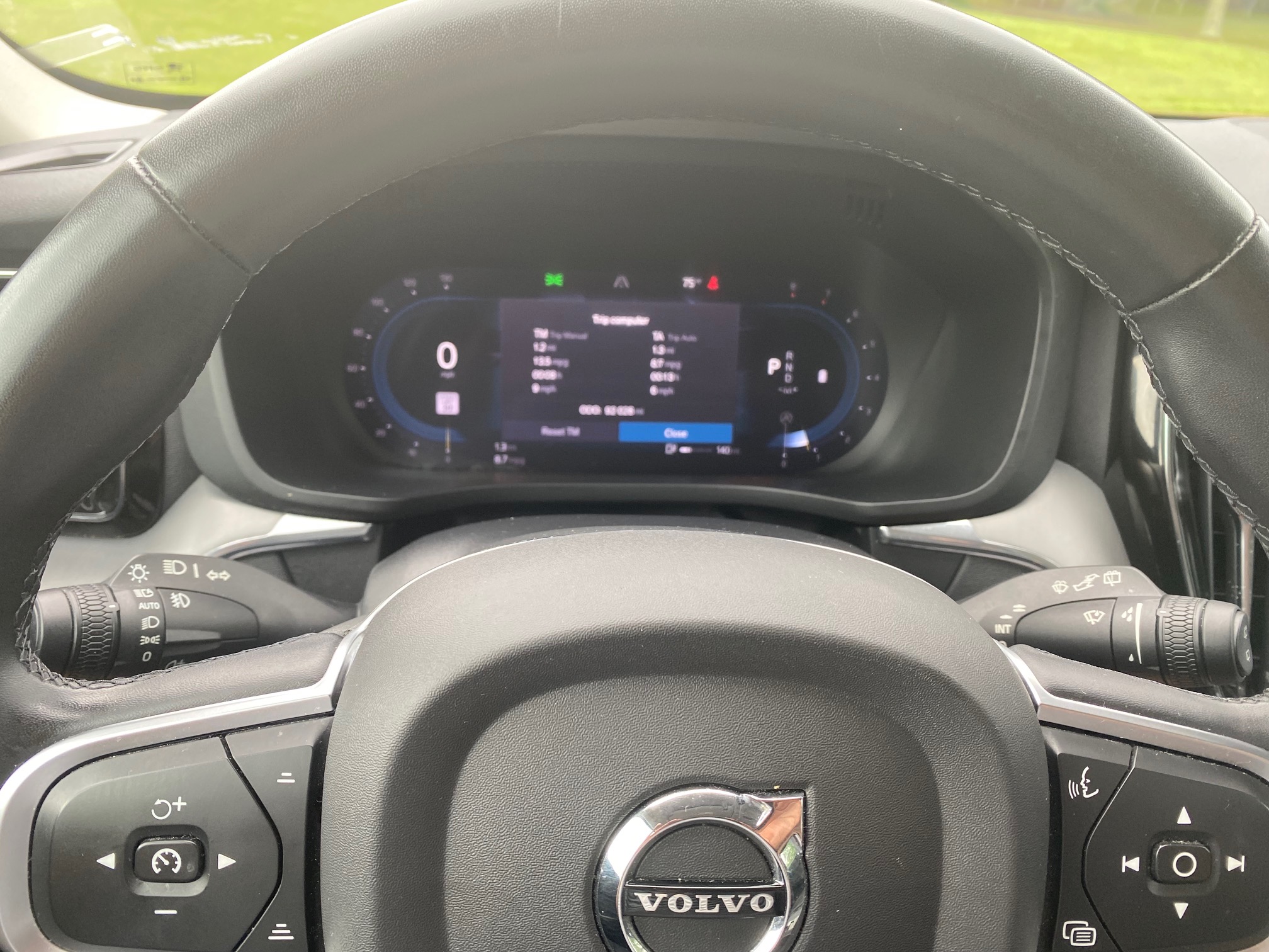 2023 VOLVO XC60 B5 FWD CORE