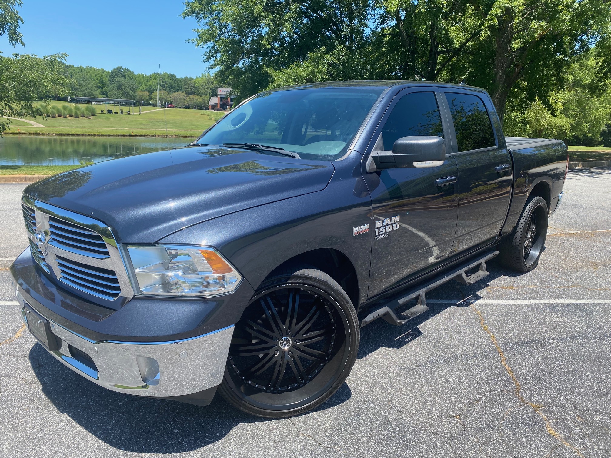 2019 RAM 1500 CLASSIC LONE STAR 4X2 CREW CAB